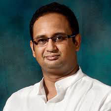 درباره ی دکتر چینمایا پاندیا