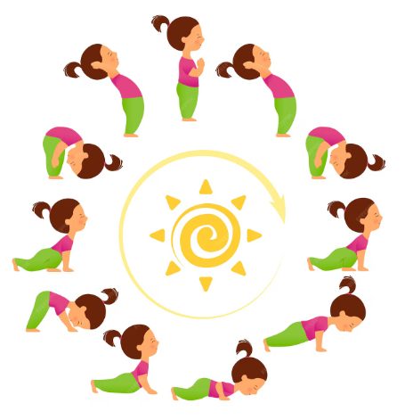 کودکان در حال انجام حرکات یوگا و تنفس در کلاس سلام بر خورشید